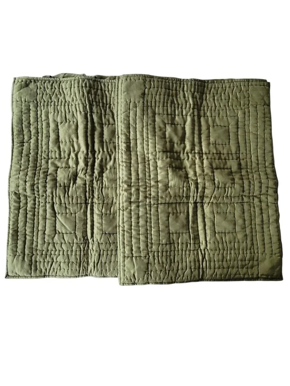 Pottery Barn Set of 2 Standard Pillow Shams Olive Green Satin Washed Never Used